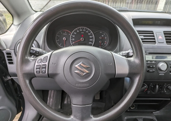 Suzuki SX4 cena 9000 przebieg: 243102, rok produkcji 2006 z Warszawa małe 172